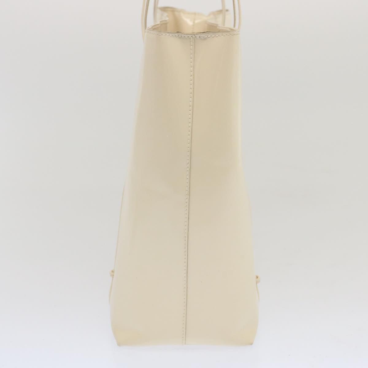 PRD Hand Bag Patent leather Beige Auth ar11454B