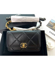 19 Chain Lambskin Cross Bag Black CH