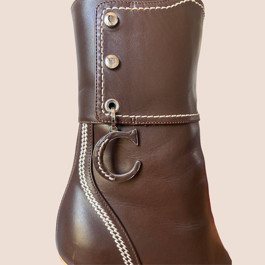 CHRISTIAN D1OR BROWN LEATHER ANKLE BOOTS