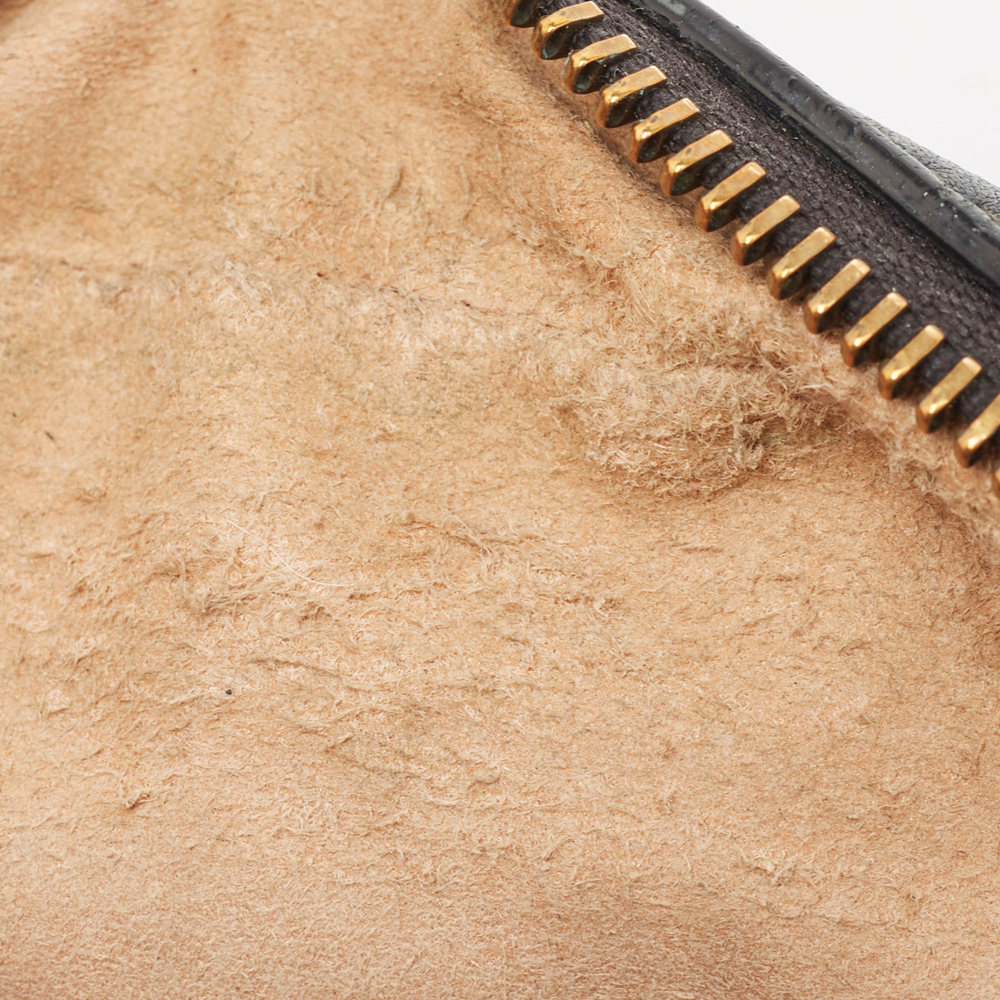 GCCI  Matelass&amp;eacute; Leather Mini Gg Marmont Crossbody Bag