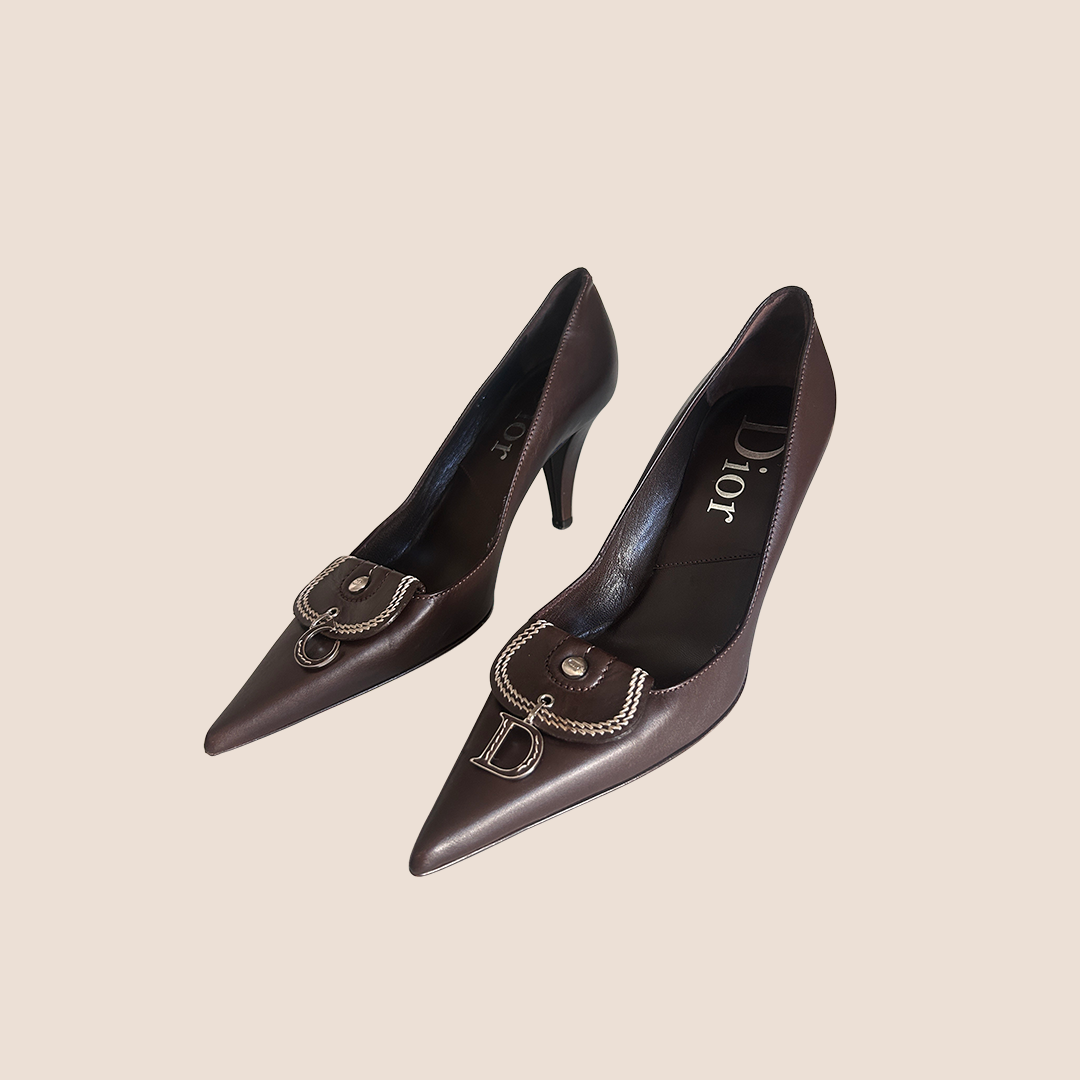 CHRISTIAN D1OR BROWN C&amp;D CHARM PUMPS