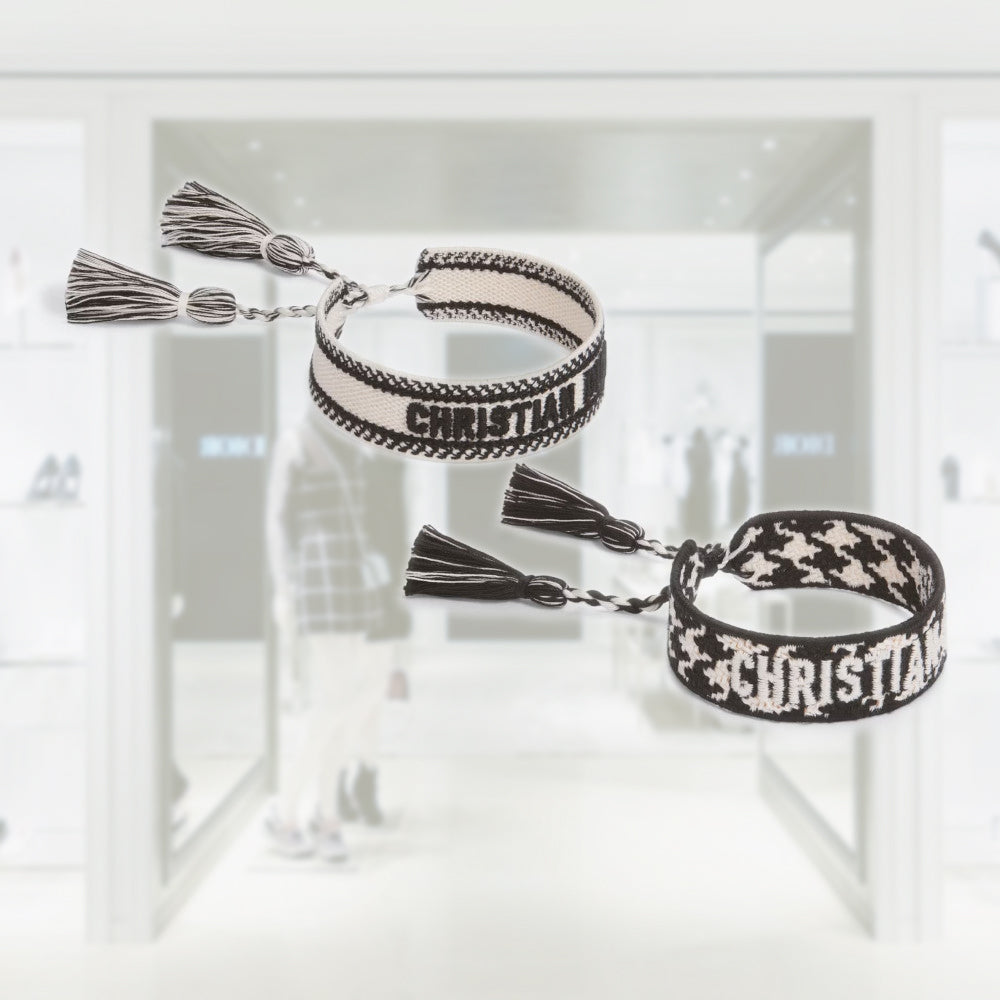 CHRISTIAN D1OR BRACELET SET
