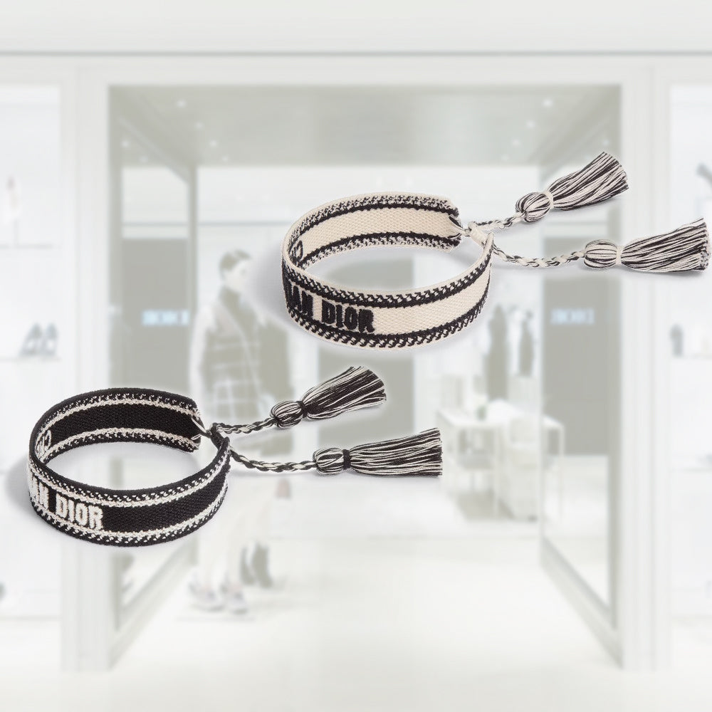 CHRISTIAN D1OR BRACELET SET