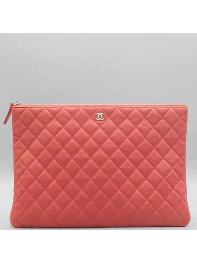 A82552 Clutch Bag CH