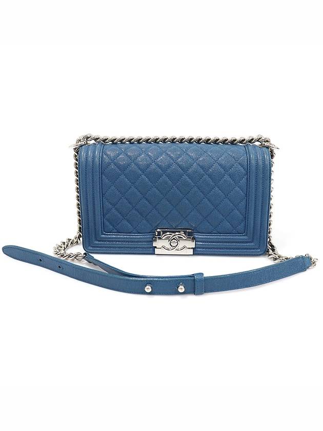 A67086 Blue Caviar Silver Boy Medium Flap Shoulder Bag No 29 CH