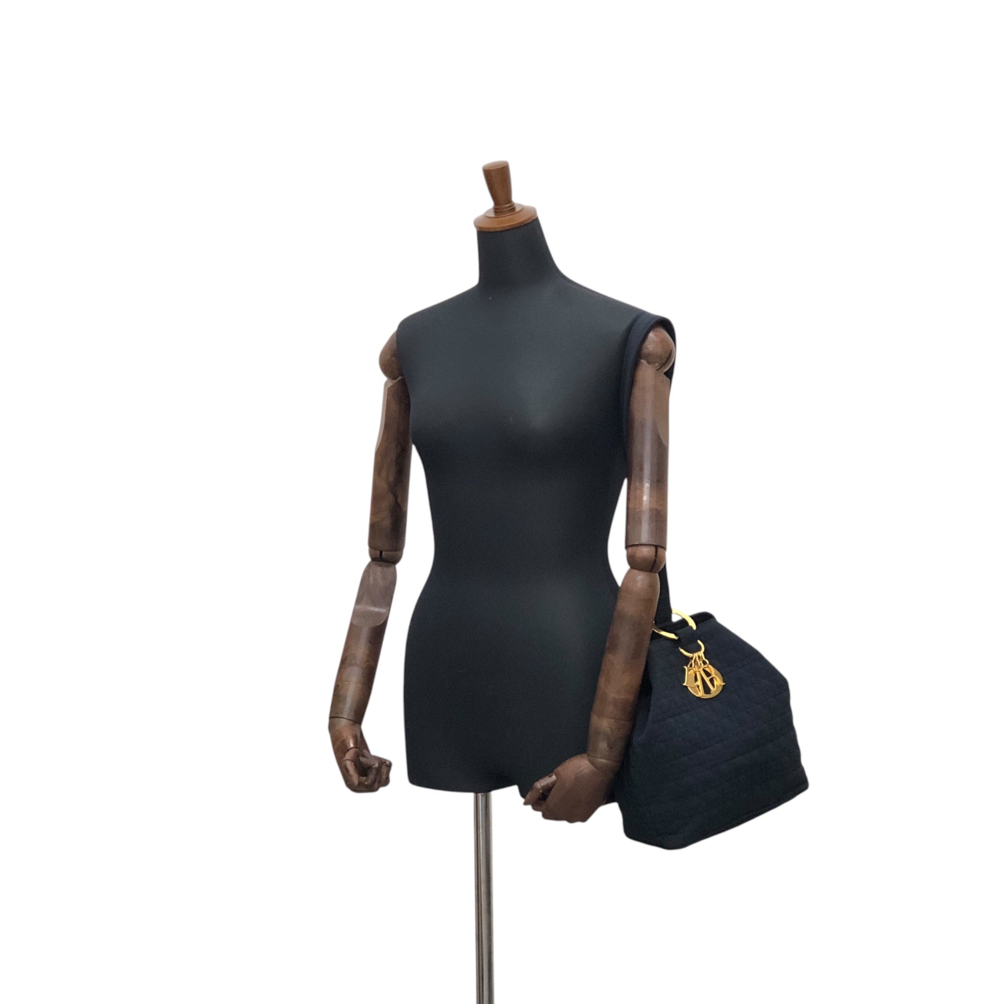 Christian D1OR Cannage Logo Charm Drawstring Shoulder bag Black Vintage i5e87z