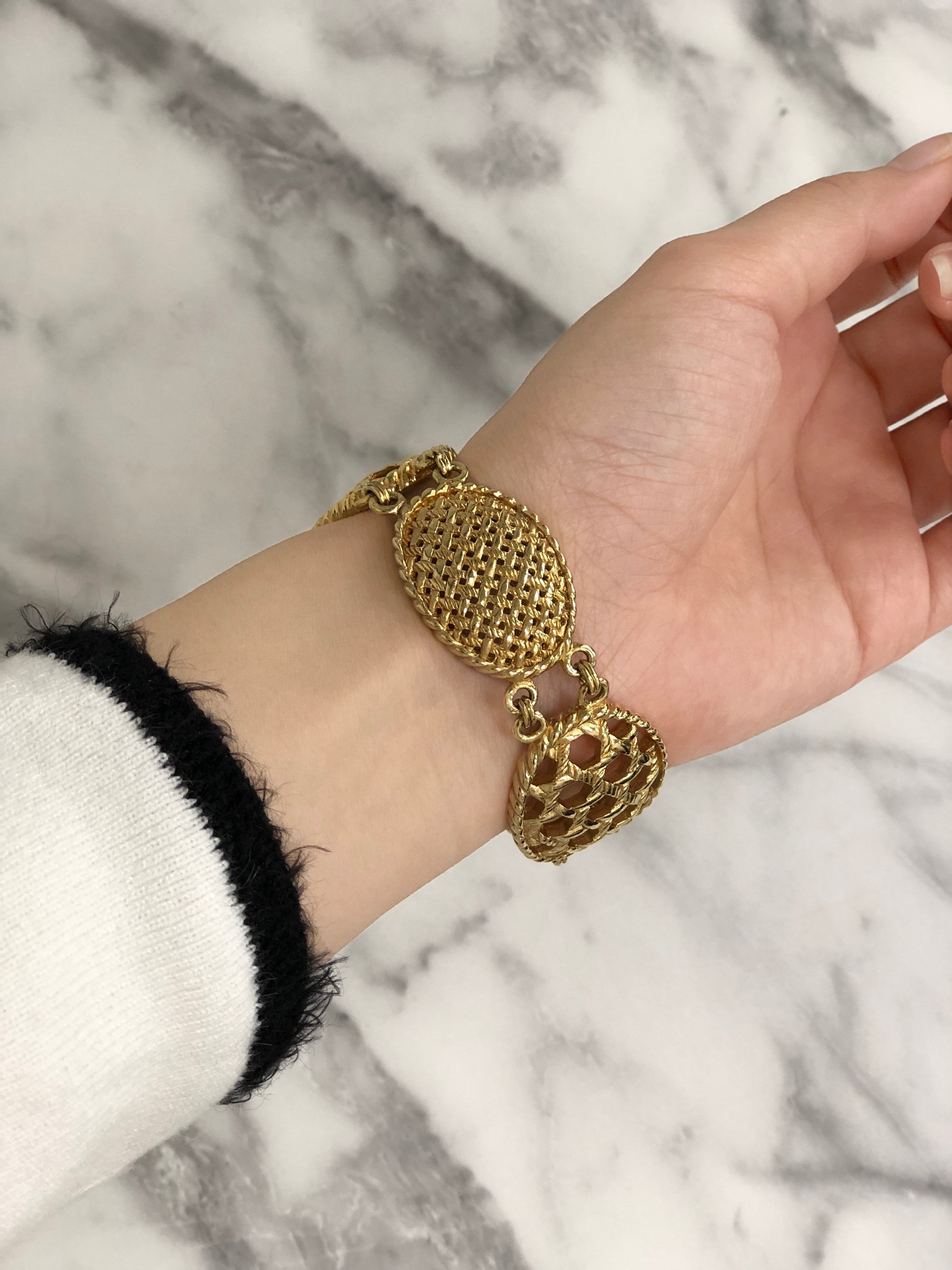 Christian D1OR Bracelet Gold Vintage by4szb