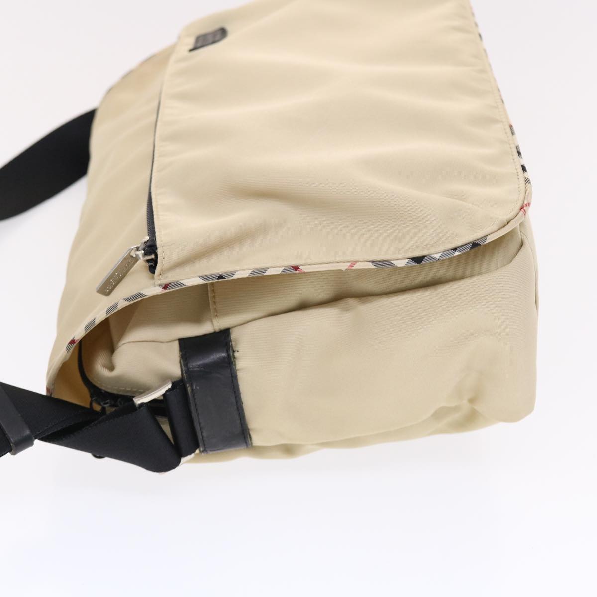 BBERRY Blue Label Shoulder Bag Nylon Beige Black Auth hk785