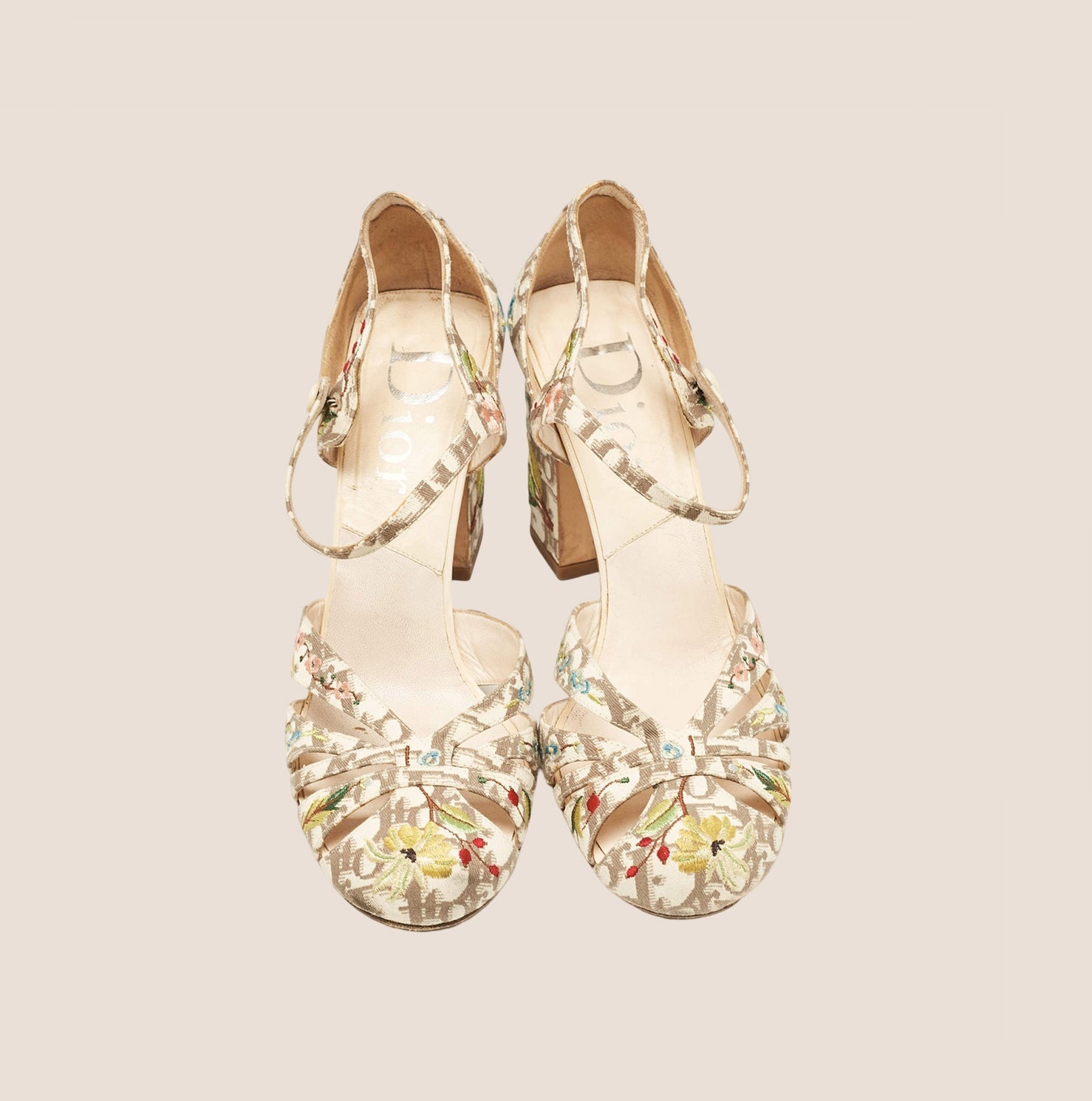 CHRISTIAN D1OR BEIGE D1ORISSIMO FLORAL EMBROIDERED MARY JANE PUMPS