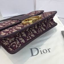 30 Montaigne D1OR Oblique Flap Bag Burgundy