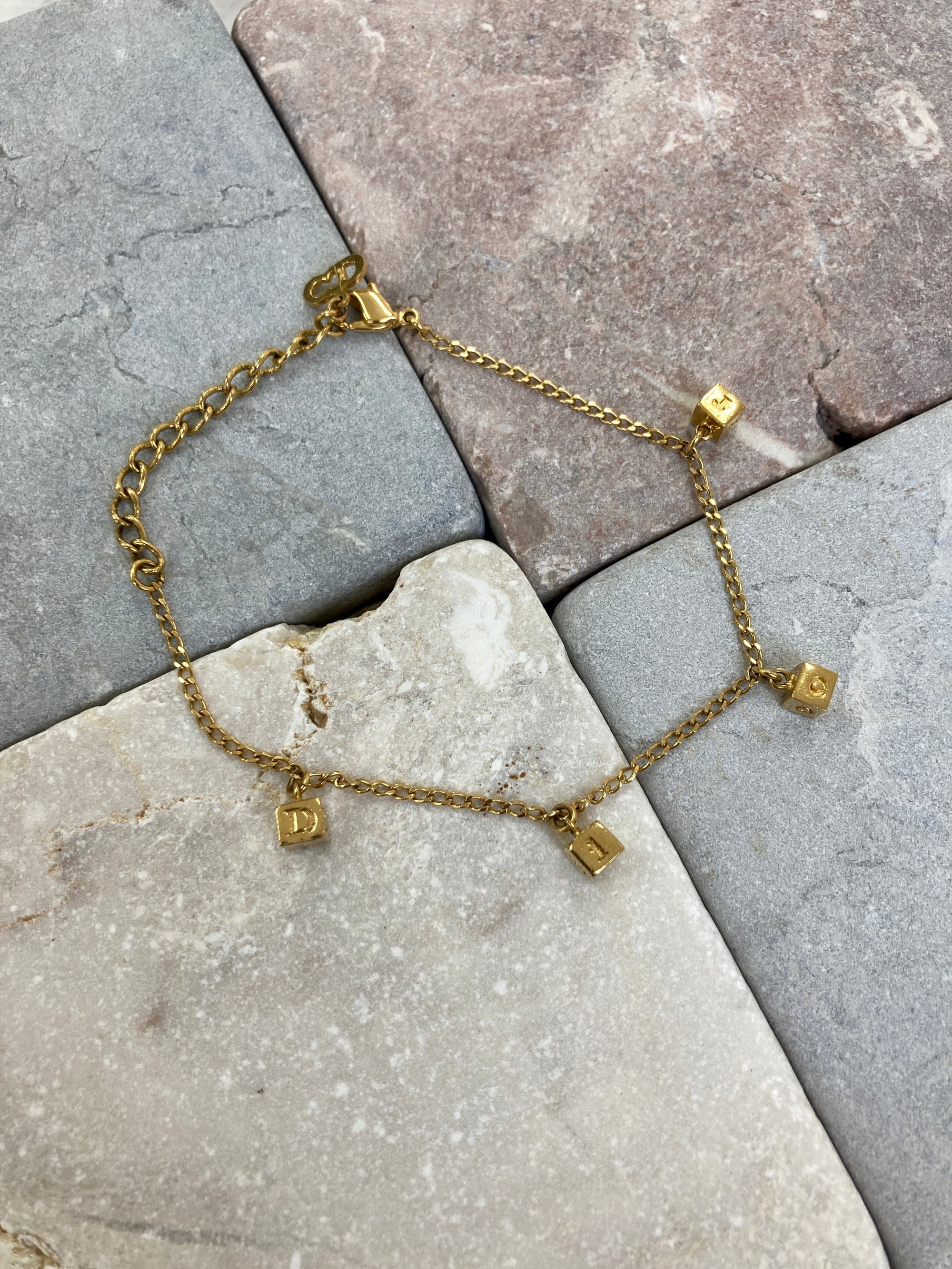 Christian D1OR CD Logo Bracelet Gold Vintage 5fgxjr