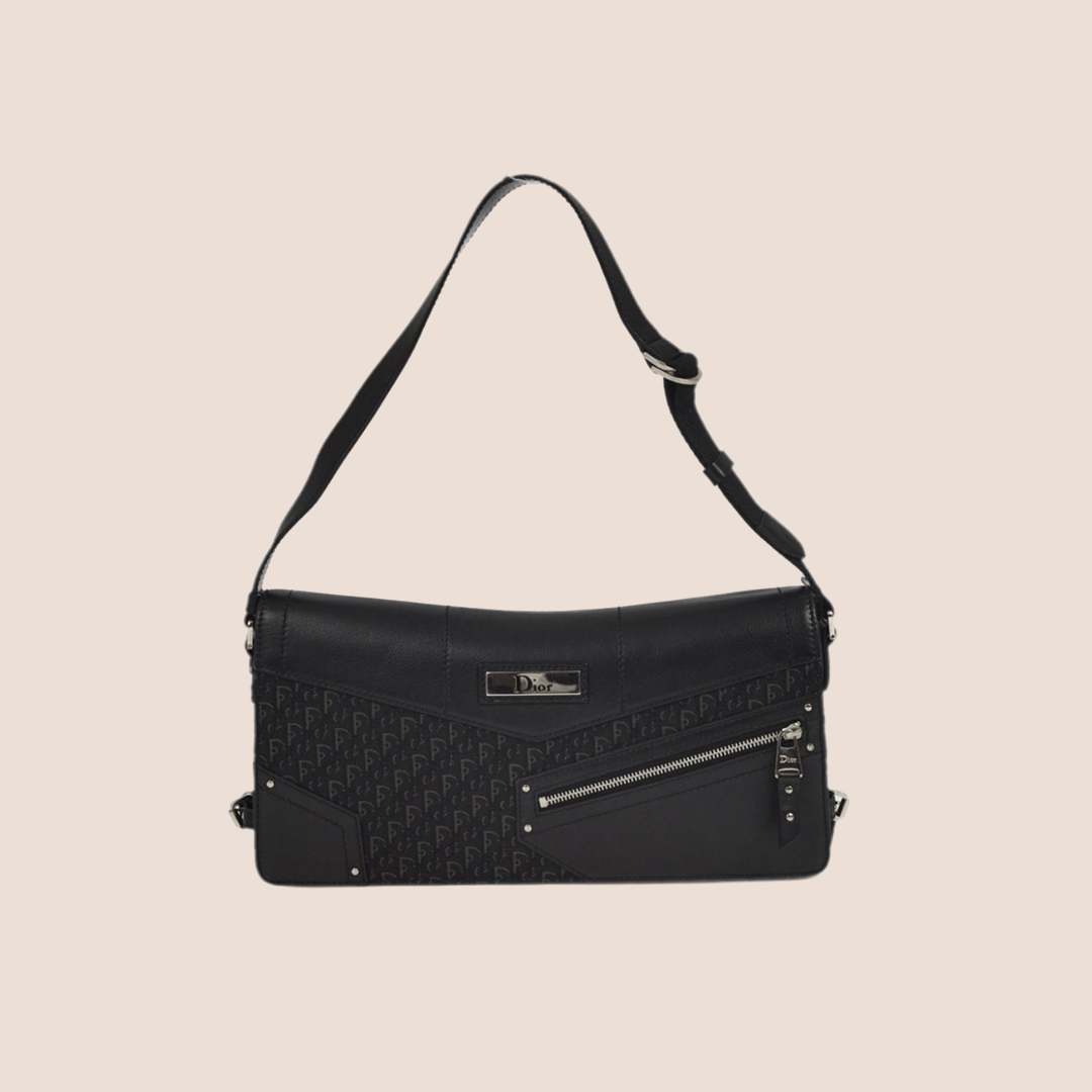 CHRISTIAN D1OR 2003 BLACK STREET CHIC ZIPPER SHOULDER BAG