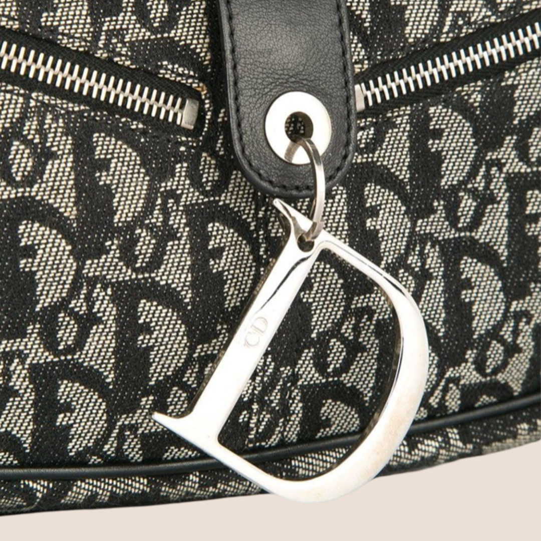 CHRISTIAN D1OR 2004 NAVY D RING SHOULDER BAG