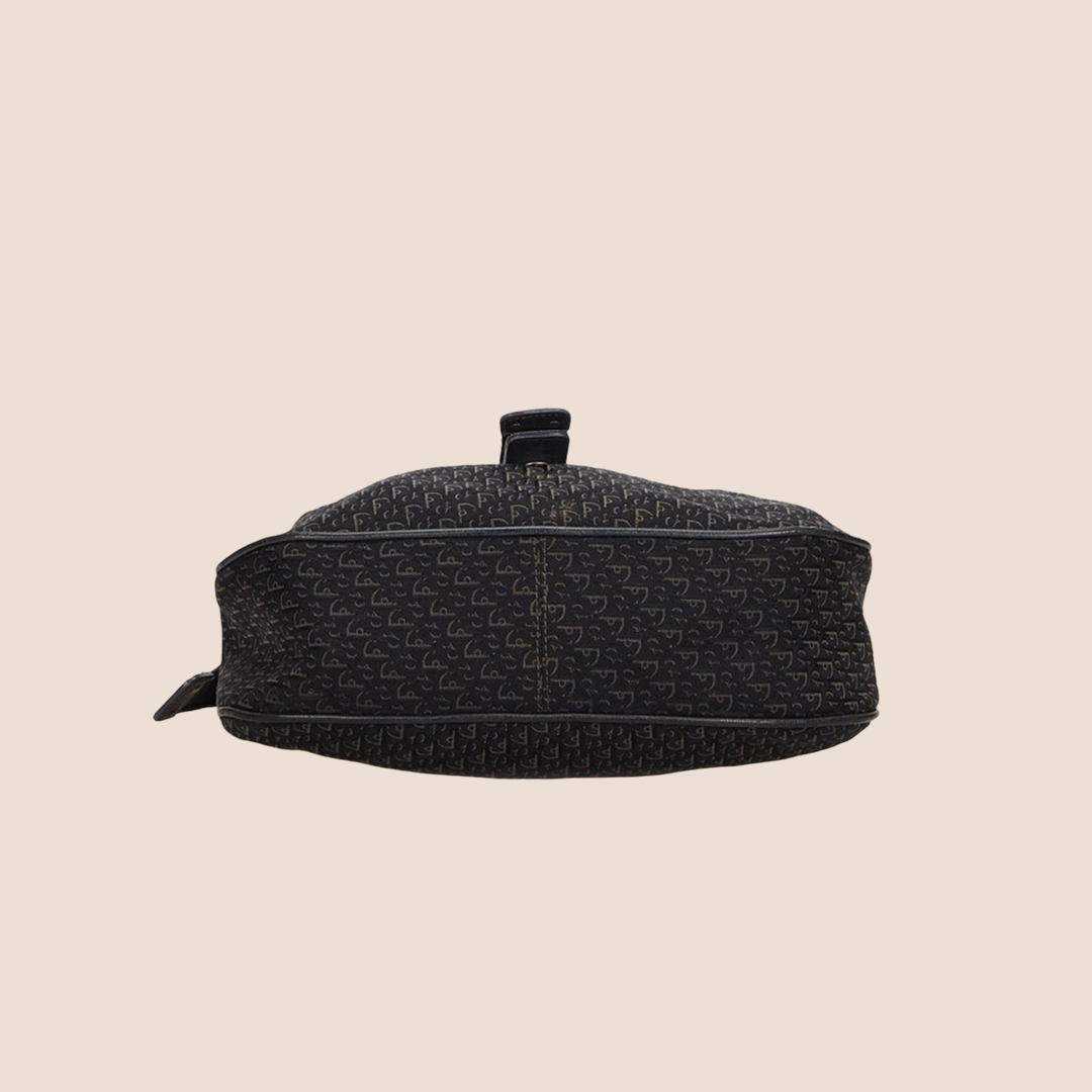 CHRISTIAN D1OR BLACK OBLIQUE BUCKLE HOBO BAG