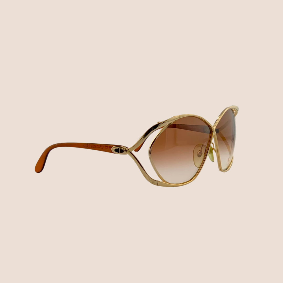 CHRISTIAN D1OR 1980s GOLD FRAME BUTTERFLY SUNGLASSES